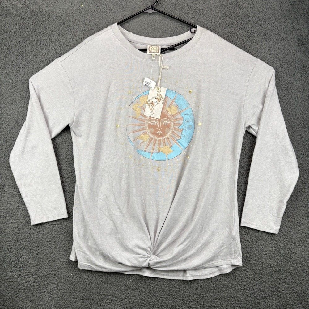 True Self Style 1X Gray Sun Moon Celestial Knot Front Long Sleeve Top